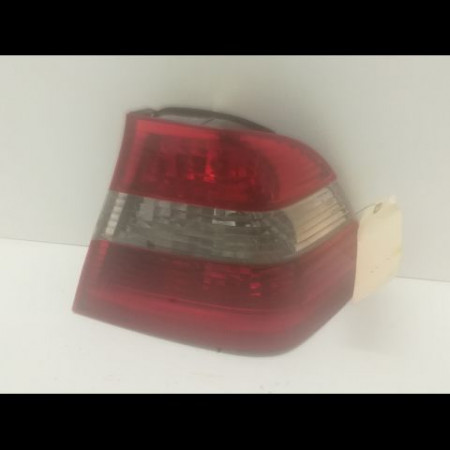 Feu arrière droit occasion B.M.W. SERIE 3 IV Phase 2 09-2001->03-2005 320d 63216946536