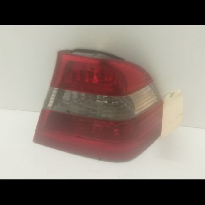 Feu arrière droit occasion B.M.W. SERIE 3 IV Phase 2 09-2001->03-2005 320d 63216946536 1