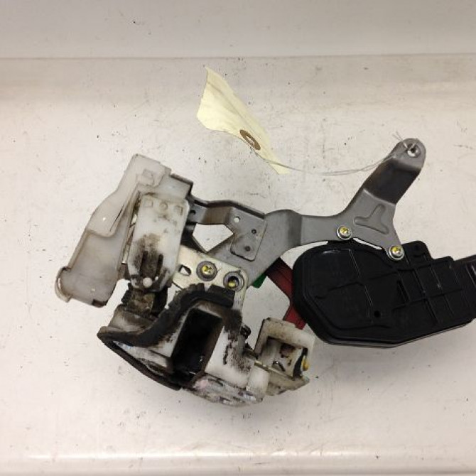 Serrure porte arg occasion PEUGEOT 107 Phase 1 06-2005->12-2008 1.4 HDI 9137F4 2