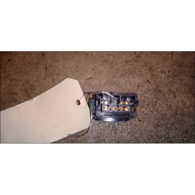 Commande lève-glace porte avant droite occasion CITROEN C3 I Phase 2 10-2005->12-2010 1.4i 2