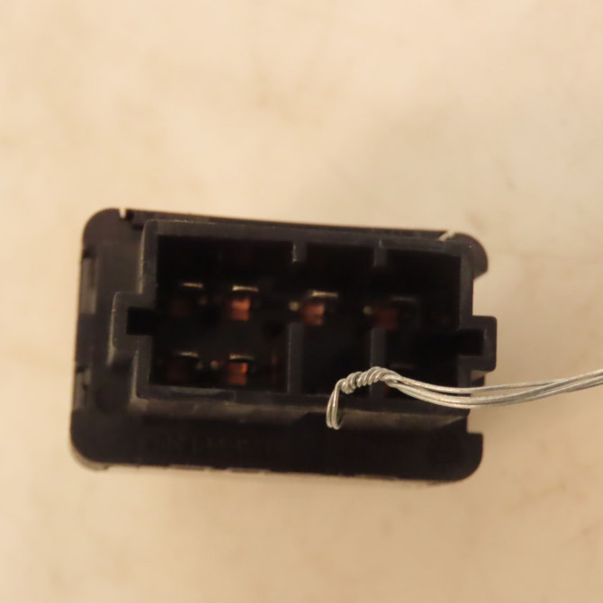 Commande lève-glace porte avant droite occasion CITROEN C3 I Phase 2 10-2005->12-2010 1.4 HDi 70ch 2