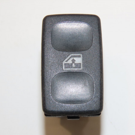 Commande lève-glace porte avant droite occasion VOLKSWAGEN POLO III Phase 1 10-1994->11-1999 1.4
