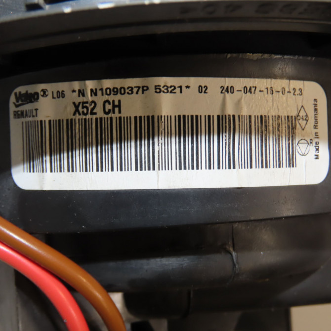 Ventilateur de chauffage occasion DACIA DUSTER Phase 2 09-2013->... 1.6i 115ch 272102798R 2