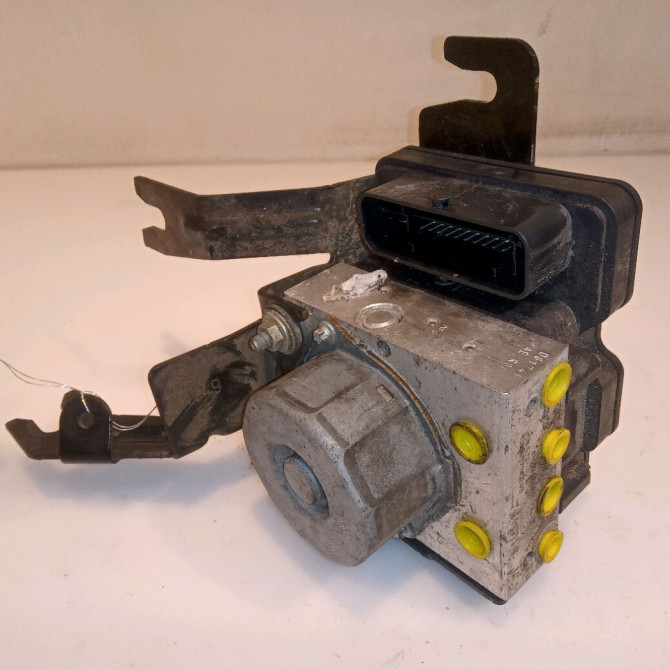 Unité hydraulique ABS occasion DACIA SANDERO II Phase 1 10-2012->... 1.2i 75ch 476609211R 2