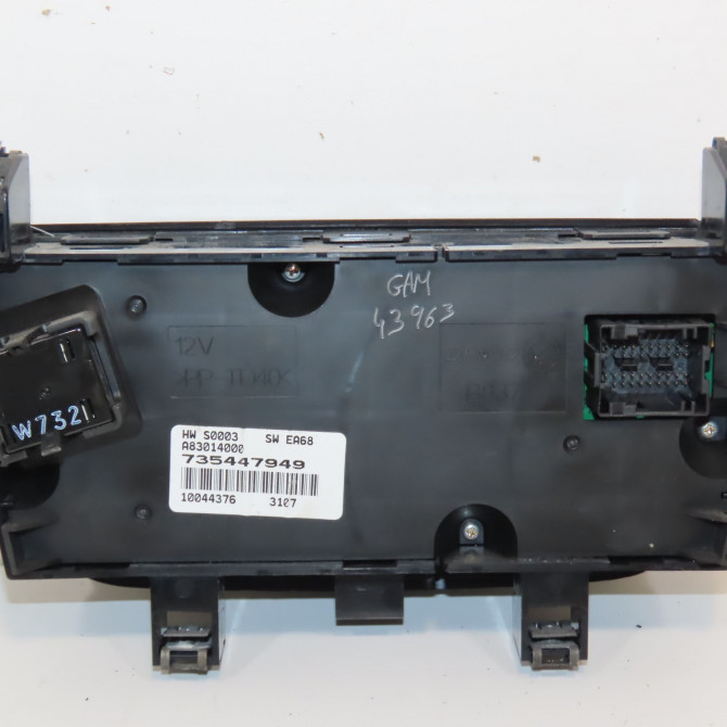 Commande de chauffage occasion  735447949 2