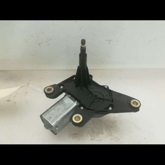 Moteur essuie-glace arrière occasion RENAULT SCENIC II Phase 1 03-2004->09-2006 1.5 DCI 100ch 8200153458 1