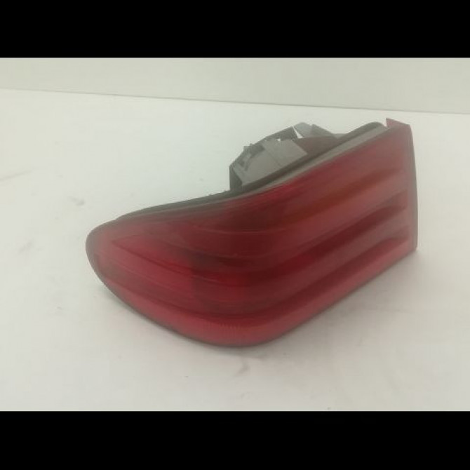 Feu arrière gauche occasion MERCEDES CLASSE E II Phase 1 06-1995->09-1999 E200 CDI 100ch 2108204364 1