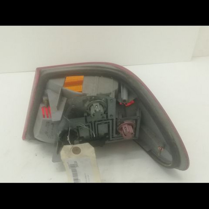 Feu arrière gauche occasion MERCEDES CLASSE E II Phase 1 06-1995->09-1999 E200 CDI 100ch 2108204364 2