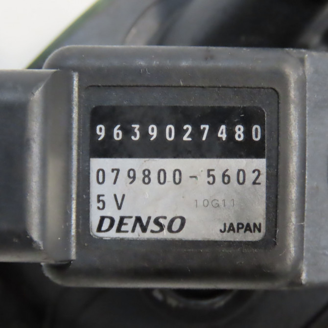 Debimetre air occasion FORD CMAX I Phase 1 09-2003->03-2007 2.0 TDCI 135ch 1303898 3