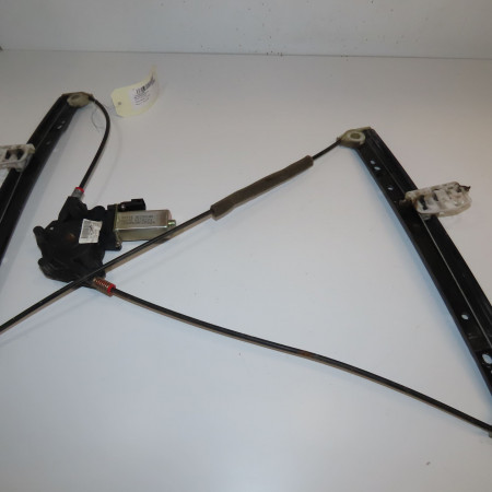 Mecanisme + moteur lève-glace avant droit occasion FORD FIESTA V Phase 1 09-2002->10-2005 1.4 TDCI 1567725