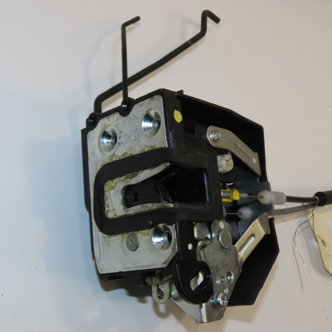 Serrure porte avg occasion  813100X001 1