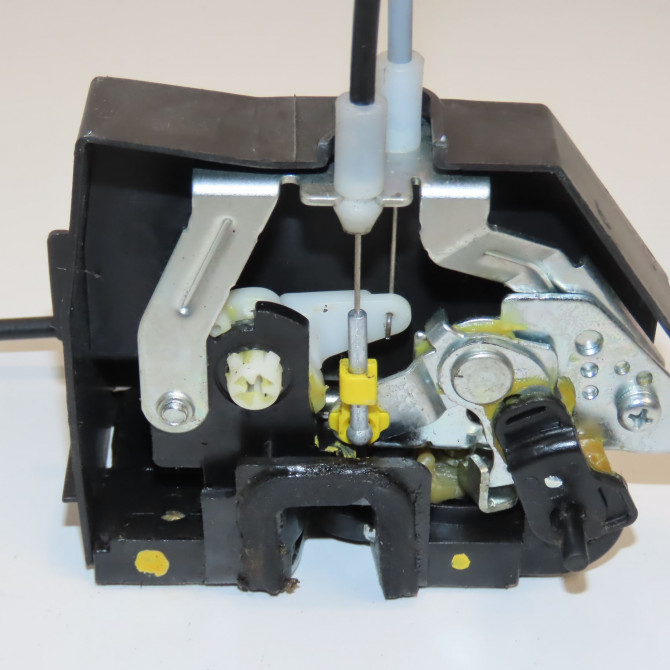 Serrure porte arg occasion  814100X001 3