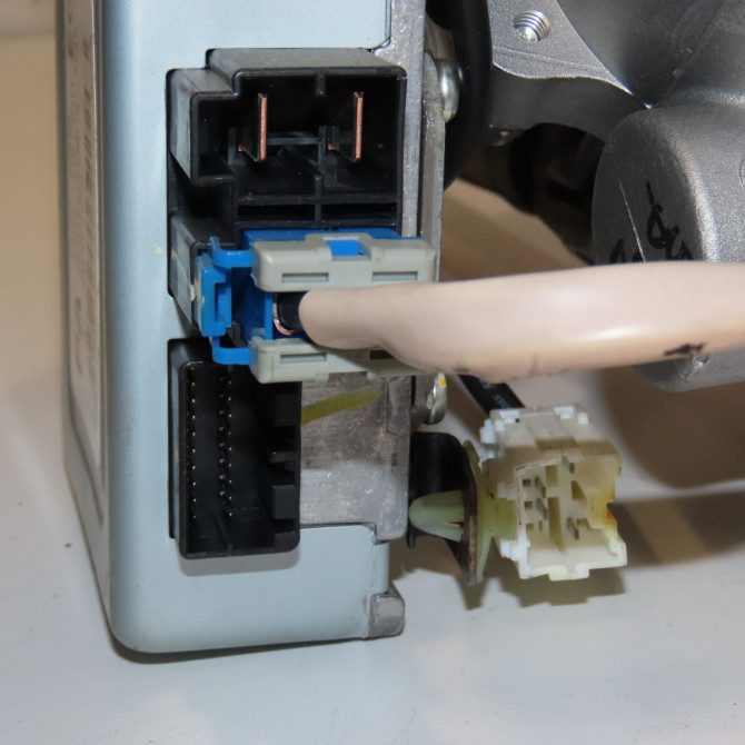 Colonne de direction assistee occasion  563100X700 4