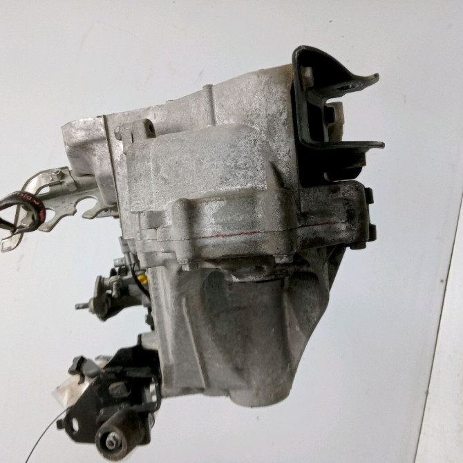 Boîte à vitesse mecanique occasion TOYOTA YARIS II Phase 1 12-2005->11-2009 1.3 VVT-i 3030052B00 3