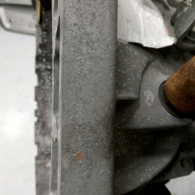 Boîte à vitesse mecanique occasion TOYOTA YARIS II Phase 1 12-2005->11-2009 1.3 VVT-i 3030052B00 5