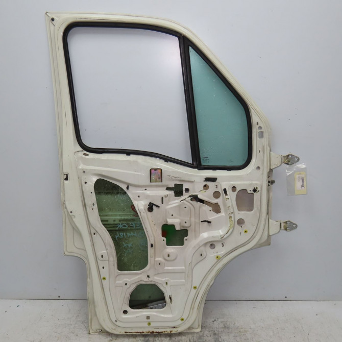 Porte avant gauche occasion IVECO DAILY III Phase 1 05-1999->04-2006 35C13 4