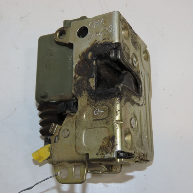 Serrure porte avg occasion IVECO DAILY III Phase 1 05-1999->04-2006 35C13 1