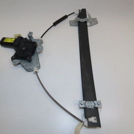 Mecanisme + moteur lève-glace avant droit occasion KIA PICANTO I Phase 2 01-2008->03-2011 1.1i 65ch 8240407010