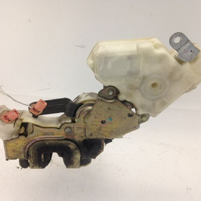 Serrure porte arg occasion NISSAN ALMERA TINO Phase 1 07-2000->04-2003 2.2 VDI 82503BM760 2