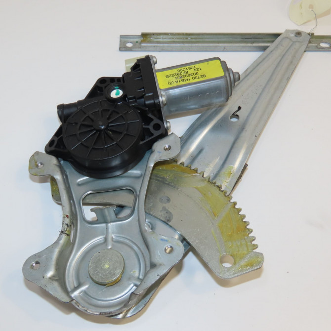 Mecanisme+moteur leve-glace arg occasion NISSAN NOTE II Phase 1 09-2013->... 1.5DCI 90ch 827213VV0A 1