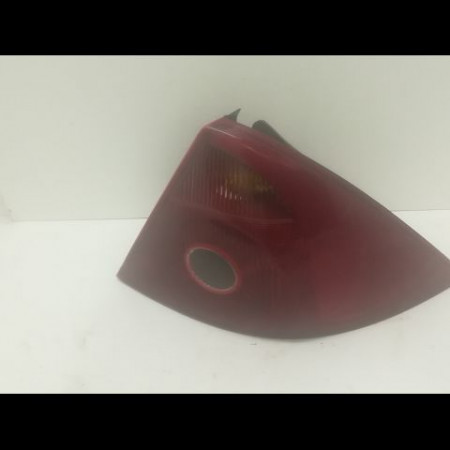 Feu arrière droit occasion FORD MONDEO II Phase 1 09-2000->06-2007 2.0 TDCI 115ch 1371849