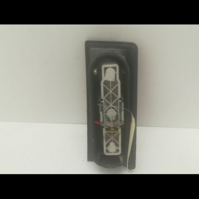 Feu arrière gauche occasion RENAULT EXPRESS Phase 1 11-1985->09-1994 1.1i 8v 45ch 7701031915 2