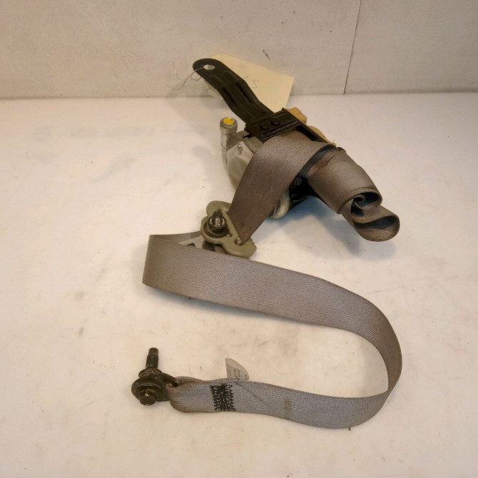 Ceinture avant droite occasion NISSAN X-TRAIL I Phase 2 01-2004->11-2007 2.2 DCI 868848H715 1