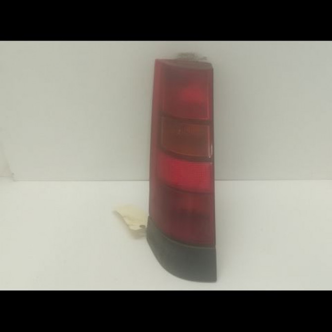 Feu arrière gauche occasion RENAULT R5 phase 2 07-1979->06-1986 1.0i 45ch 7701030761 1