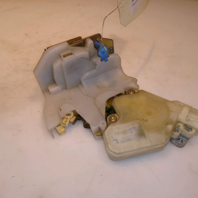 Serrure porte arg occasion NISSAN X-TRAIL I Phase 2 01-2004->11-2007 2.2 DCI 82503AA21A 1