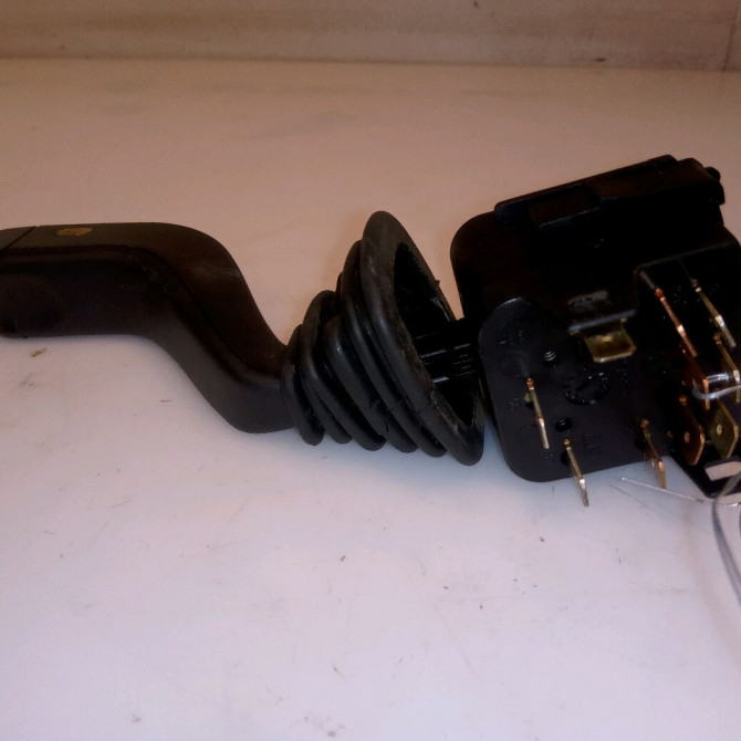 Commande clignotant occasion OPEL CORSA II Phase 2 04-1997->10-2000 1.2i 90437313 2