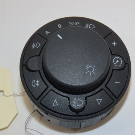 Interrupteur commande de phares occasion OPEL CORSA IV Phase 1 09-2006->12-2010 1.2 TWINPORT 80ch 13249514