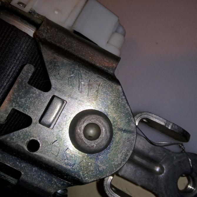 Ceinture avant droite occasion RENAULT CLIO III Phase 1 09-2005->03-2009 1.4i 16v 100ch 8200683926 3