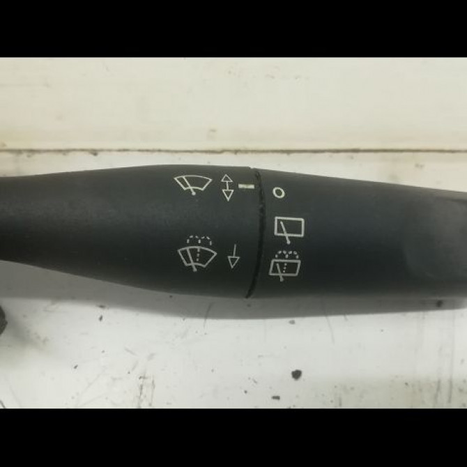 Commande essuie glace occasion PEUGEOT 206 Phase 1 09-1998->03-2009 1.9 D 2