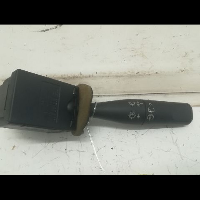 Commande essuie glace occasion PEUGEOT 206 Phase 1 09-1998->03-2009 1.9 D 1