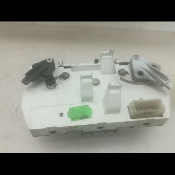 Commande de chauffage occasion PEUGEOT 206 Phase 1 09-1998->03-2009 1.9 D 2