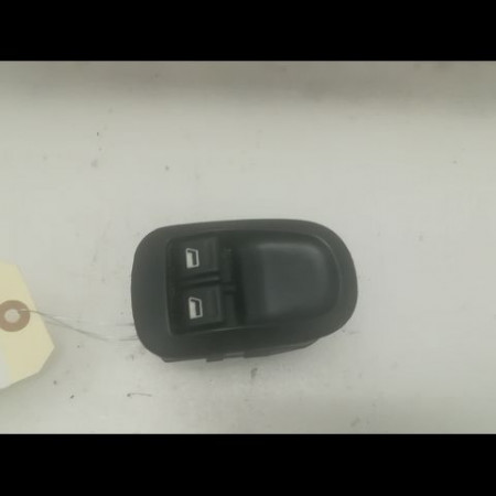 Commande lève-glace porte avant gauche occasion PEUGEOT 206 Phase 2 02-2003->02-2009 1.4 HDI 70ch 6554WA