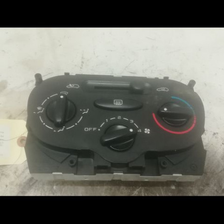 Commande de chauffage occasion PEUGEOT 206 Phase 1 09-1998->03-2009 1.9 D