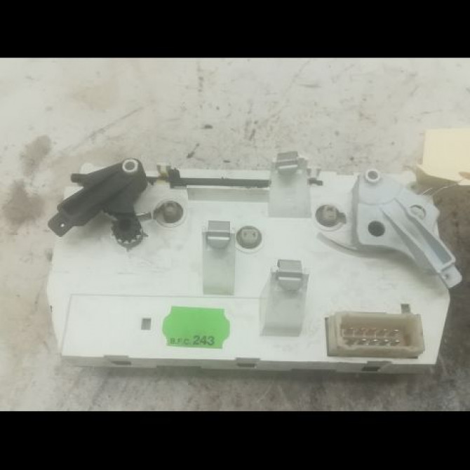 Commande de chauffage occasion PEUGEOT 206 Phase 1 09-1998->03-2009 1.9 D 2