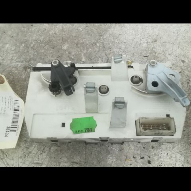 Commande de chauffage occasion PEUGEOT 206 Phase 1 09-1998->03-2009 1.9 D 2