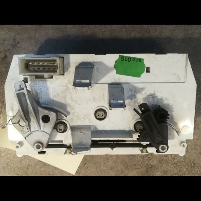 Commande de chauffage occasion PEUGEOT 206 Phase 1 09-1998->03-2009 1.4 HDI 70ch 2