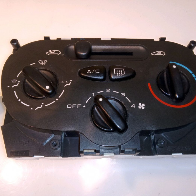 Commande de chauffage occasion PEUGEOT 206 Phase 1 09-1998->03-2009 1.4 HDI 70ch 1