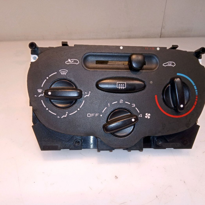 Commande de chauffage occasion PEUGEOT 206 Phase 1 09-1998->03-2009 1.4i 1