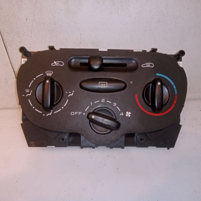 Commande de chauffage occasion PEUGEOT 206 Phase 1 09-1998->03-2009 1.4i 1
