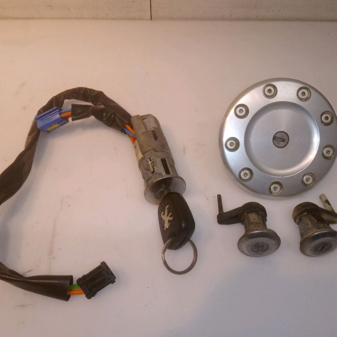 Kit serrures + antivol occasion PEUGEOT 206 + Phase 1 03-2009->05-2013 1.4 HDI 70ch 1692330580 1