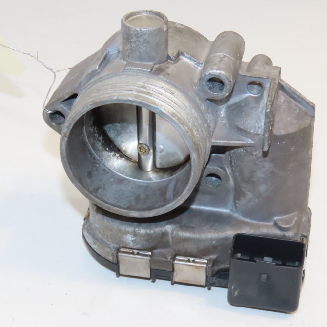 Boitier papillon occasion PEUGEOT 206 CC Phase 1 10-2000->03-2007 1.6i 109ch 163637 2