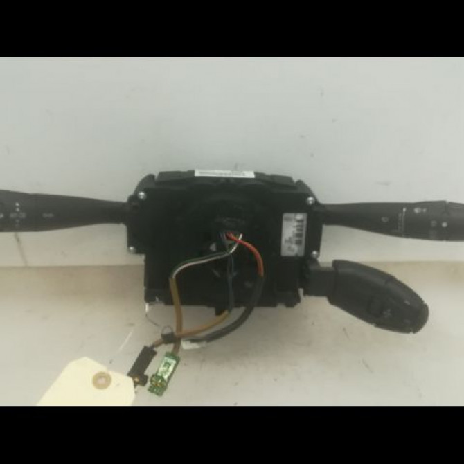 Bloc commodos occasion PEUGEOT 207 Phase 1 04-2006->06-2013 1.6 HDI 16v 110ch 624252 1