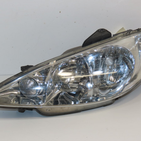 Phare gauche occasion PEUGEOT 206 CC Phase 1 10-2000->03-2007 1.6 HDi 16v FAP Sport 6208A0