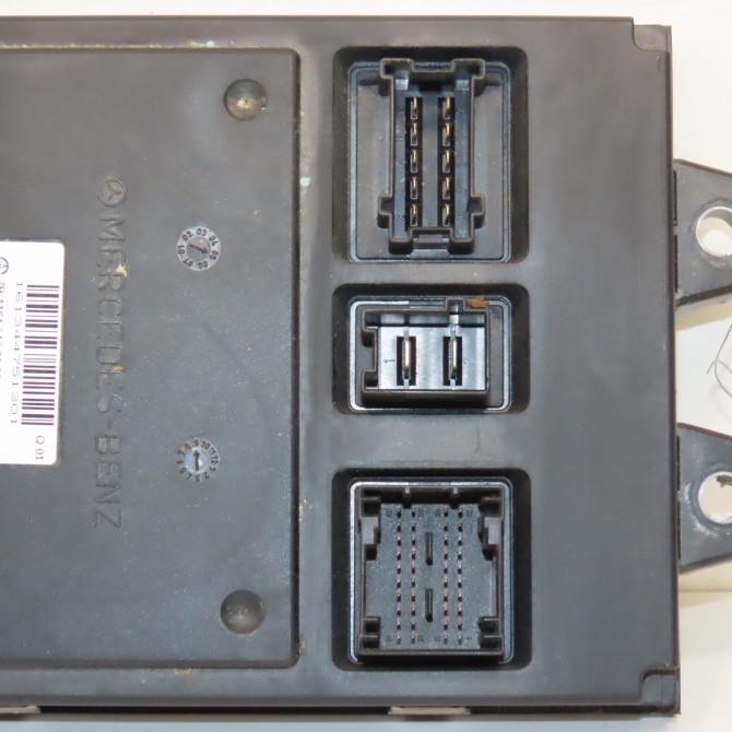 Platine fusible av occasion MERCEDES CLASSE ML II phase 1 03-2005->09-2008 2