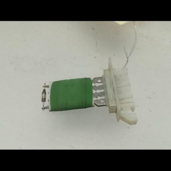 Resistance de chauffage occasion PEUGEOT 207 Phase 1 04-2006->06-2013 1.4 HDI 6441V8 1