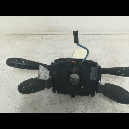 Bloc commodos occasion PEUGEOT 207 Phase 1 04-2006->06-2013 1.4 HDI 70ch 6242YL